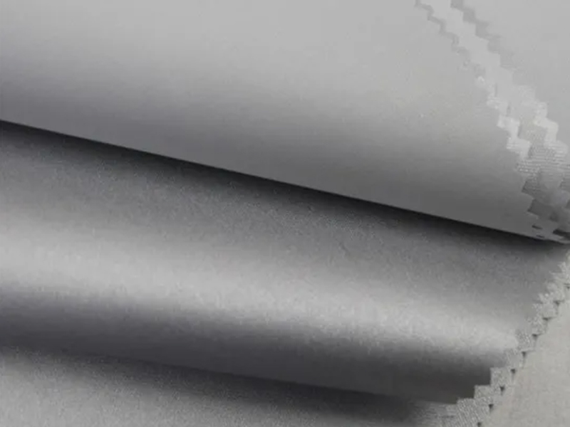 210d FDY Polyester Oxford Fabric with Silver Coated for TentCurtainCover