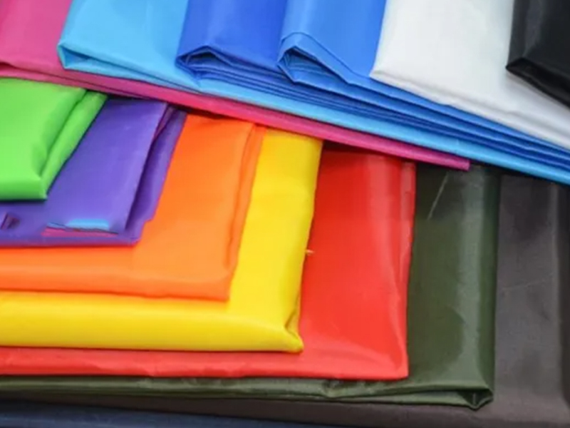 Chinese Textile Factory 170t, 180t, 190t, 210t, 230t, 230t, 290t, 300t Polyester Taffeta Fabric