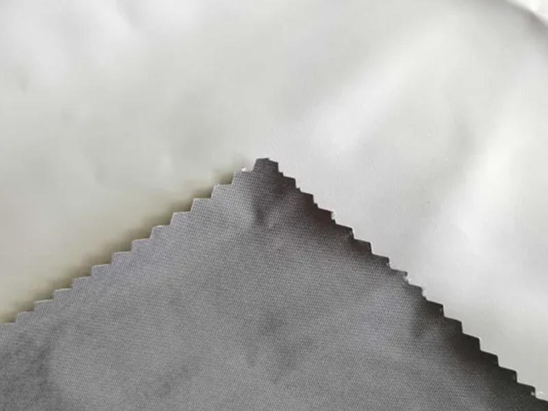 Waterproof 190t Nylon Taffeta Fabric with PVC Coated for Raincoat