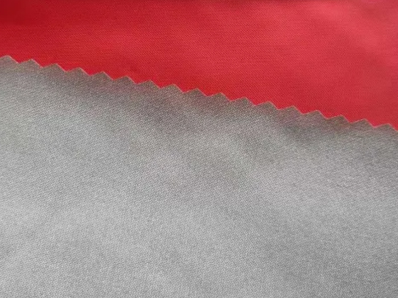 100% Polyester 210t Taffeta Fabric with Silver Coated for Tent