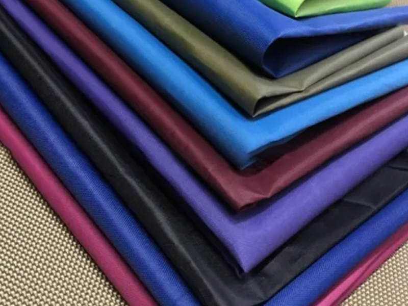 Waterproof 190t Polyester Taffeta Fabric with Silver Coated