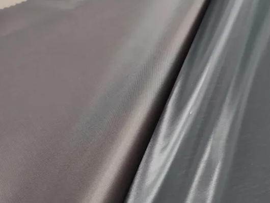 Waterproof 190t Polyester Taffeta with Shiny PVC Coated for Raincoat